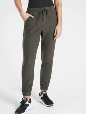 ATHLETA $98 Womens Size 4 Dark Gray Pull On Casual Farallon Joggers F8